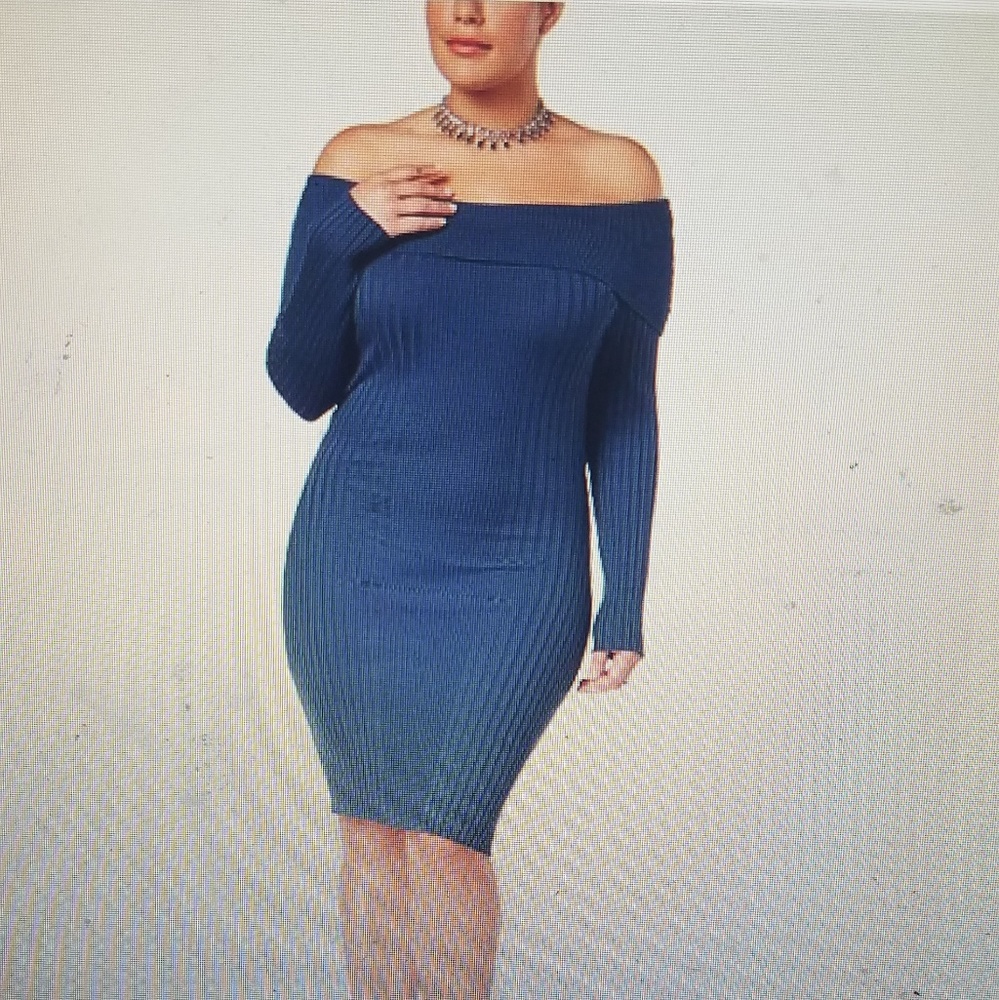 NWT Plus size off the shoulder Bodycon Dre…